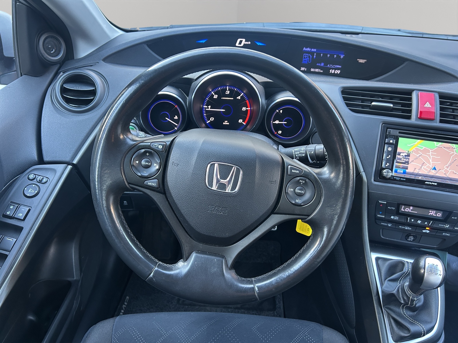 HONDA Civic 2.2i-DTEC Executive-image-15