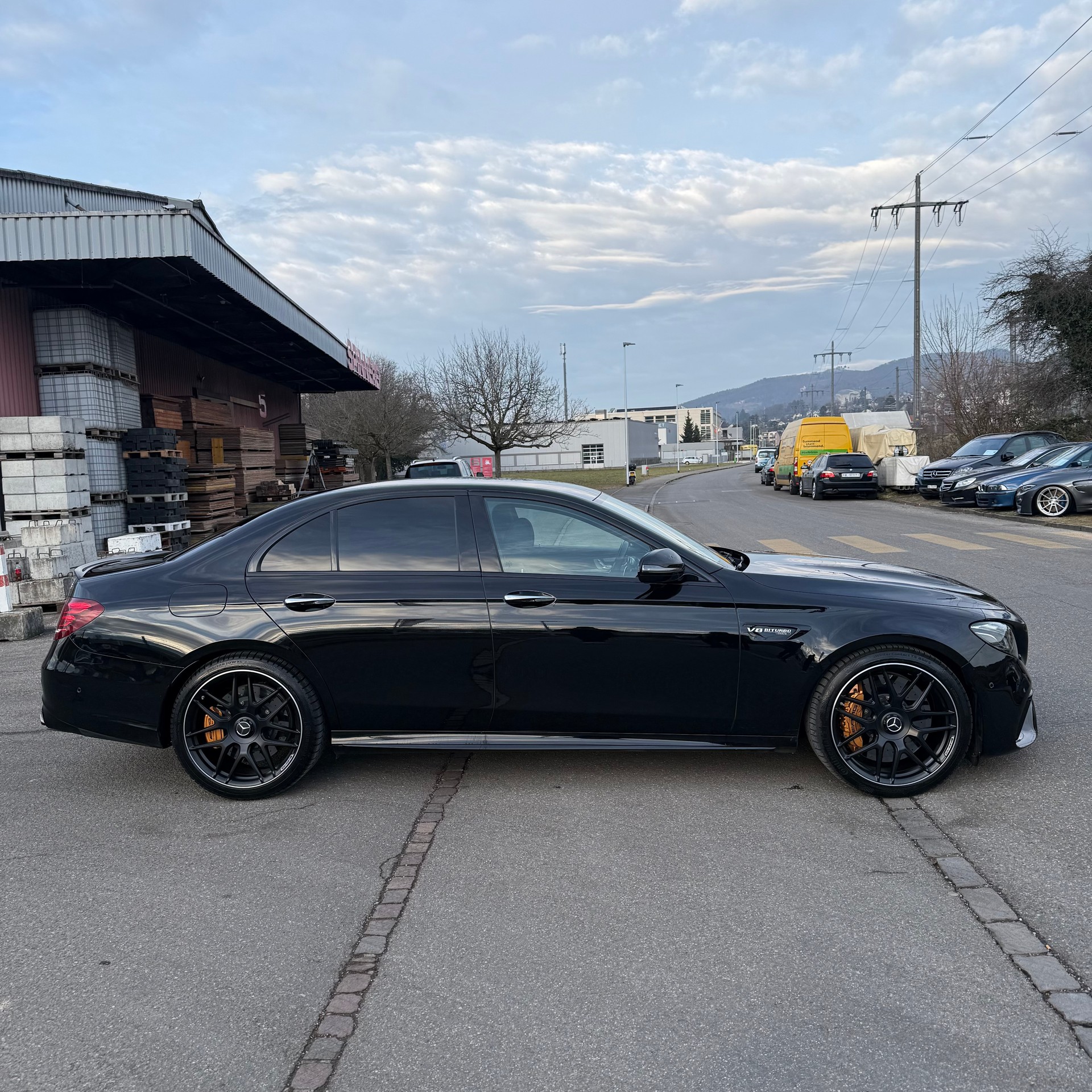 MERCEDES-BENZ E 63 AMG S 4 Matic 9G-Tronic-image-4