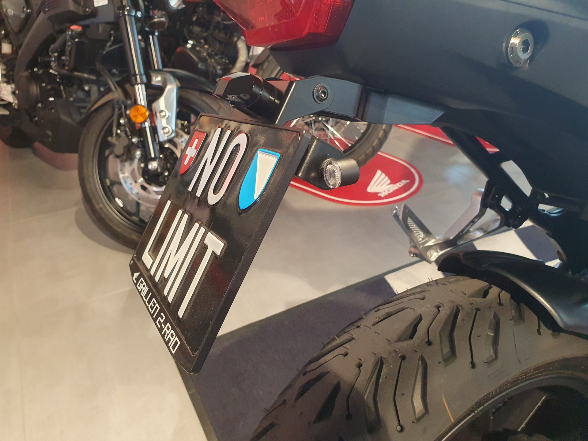 HONDA CB 750 Hornet-image-7