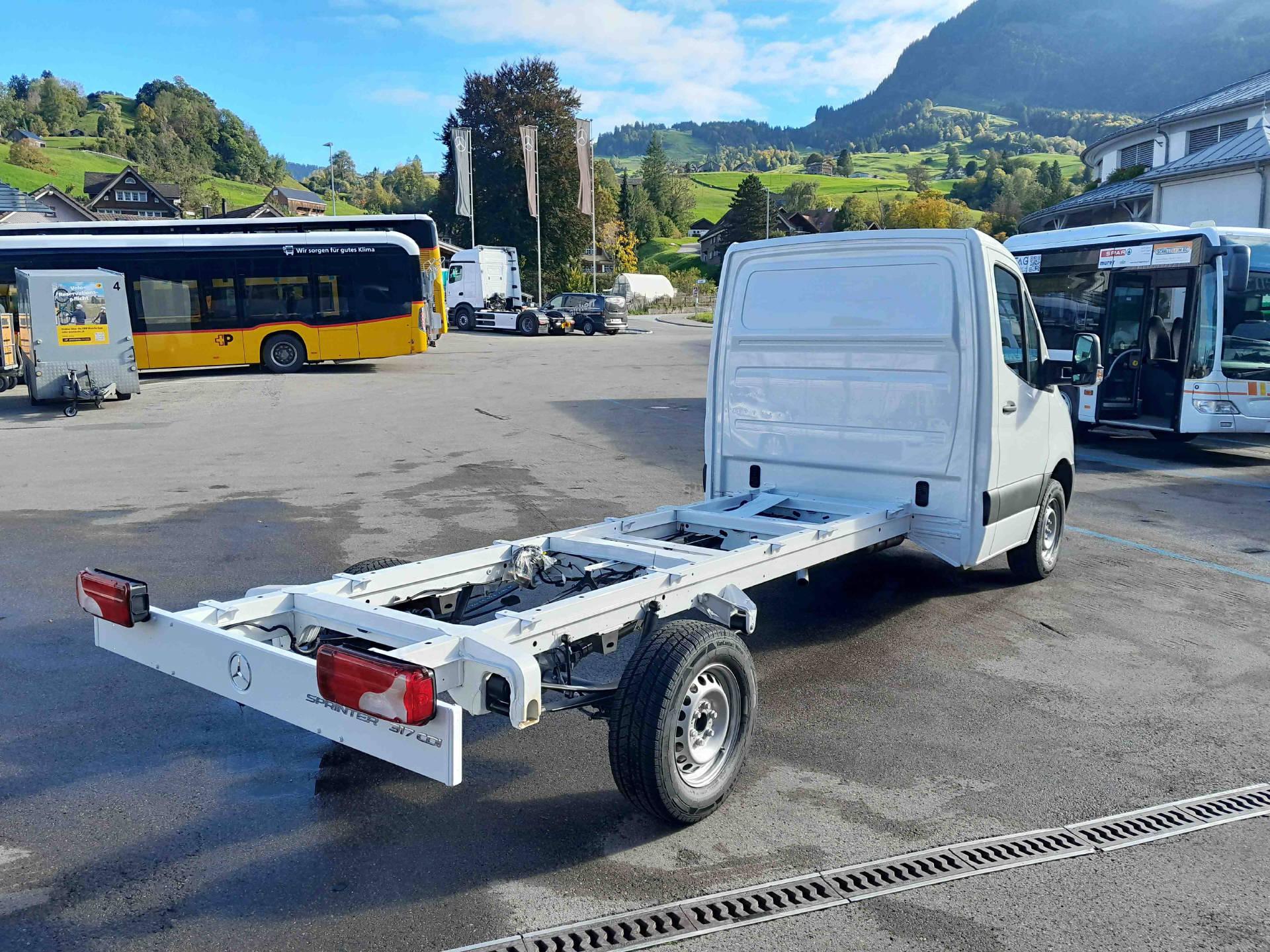 MERCEDES-BENZ Sprinter 317 Kab.-Ch. 4325 L 2.0 CDI 170 Pro-image-4