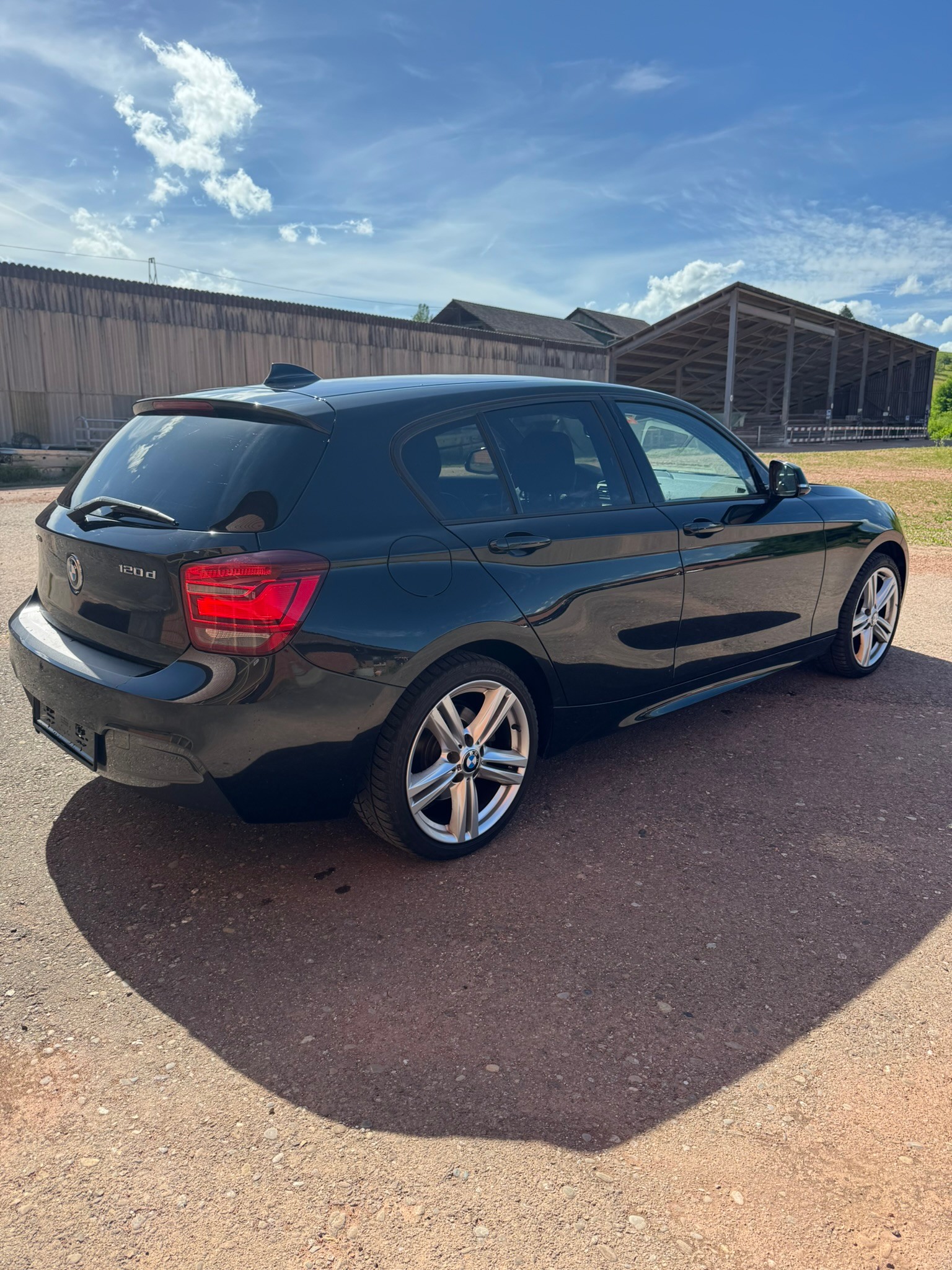 BMW 120d xDrive Sport Line-image-4