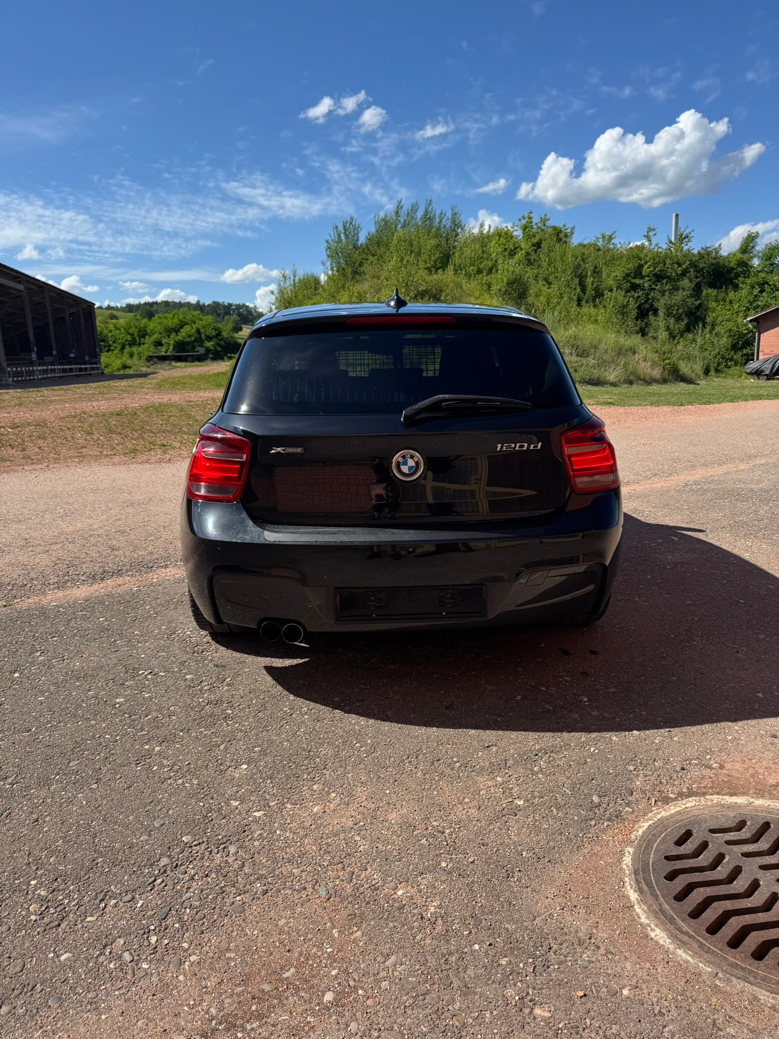 BMW 120d xDrive Sport Line-image-5