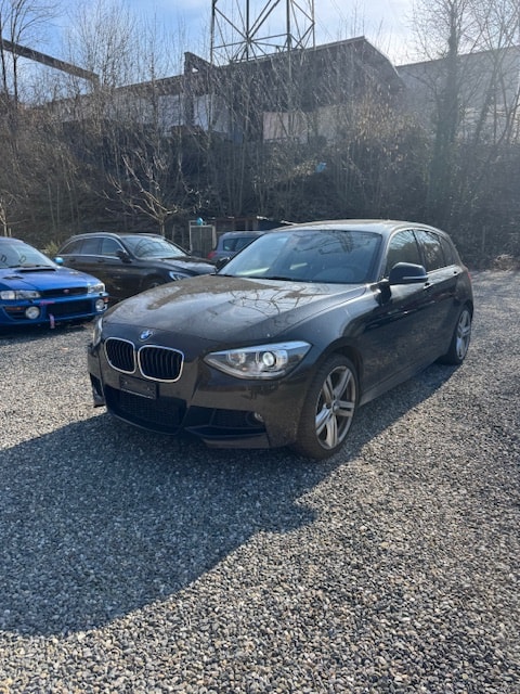 BMW 120d xDrive Sport Line