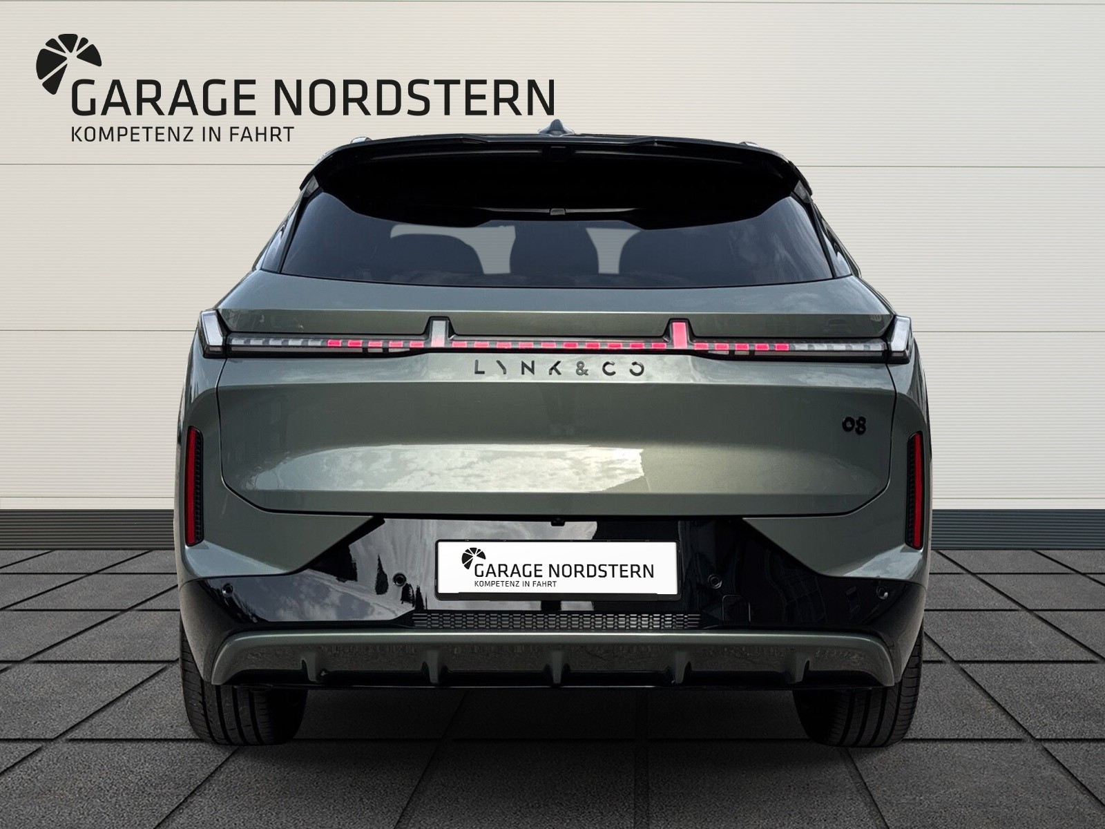 LYNK & CO 08 1.5 PHEV More-image-3