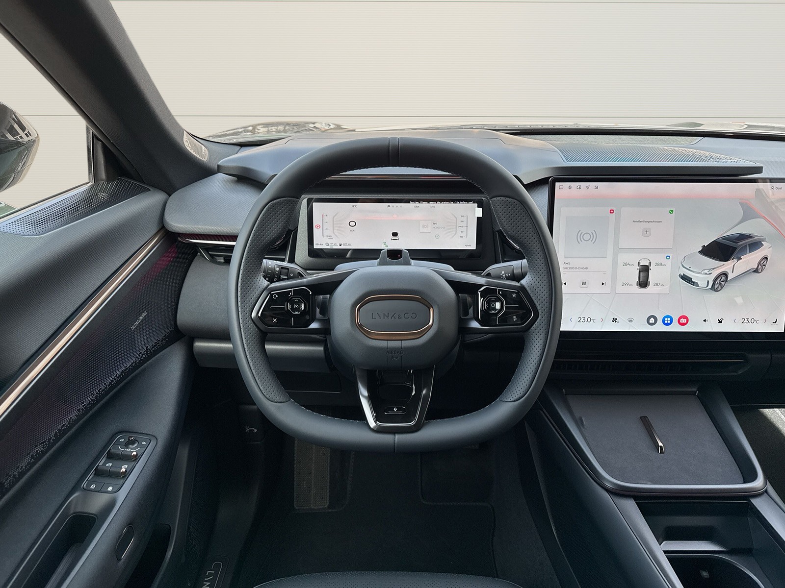 LYNK & CO 08 1.5 PHEV More-image-11