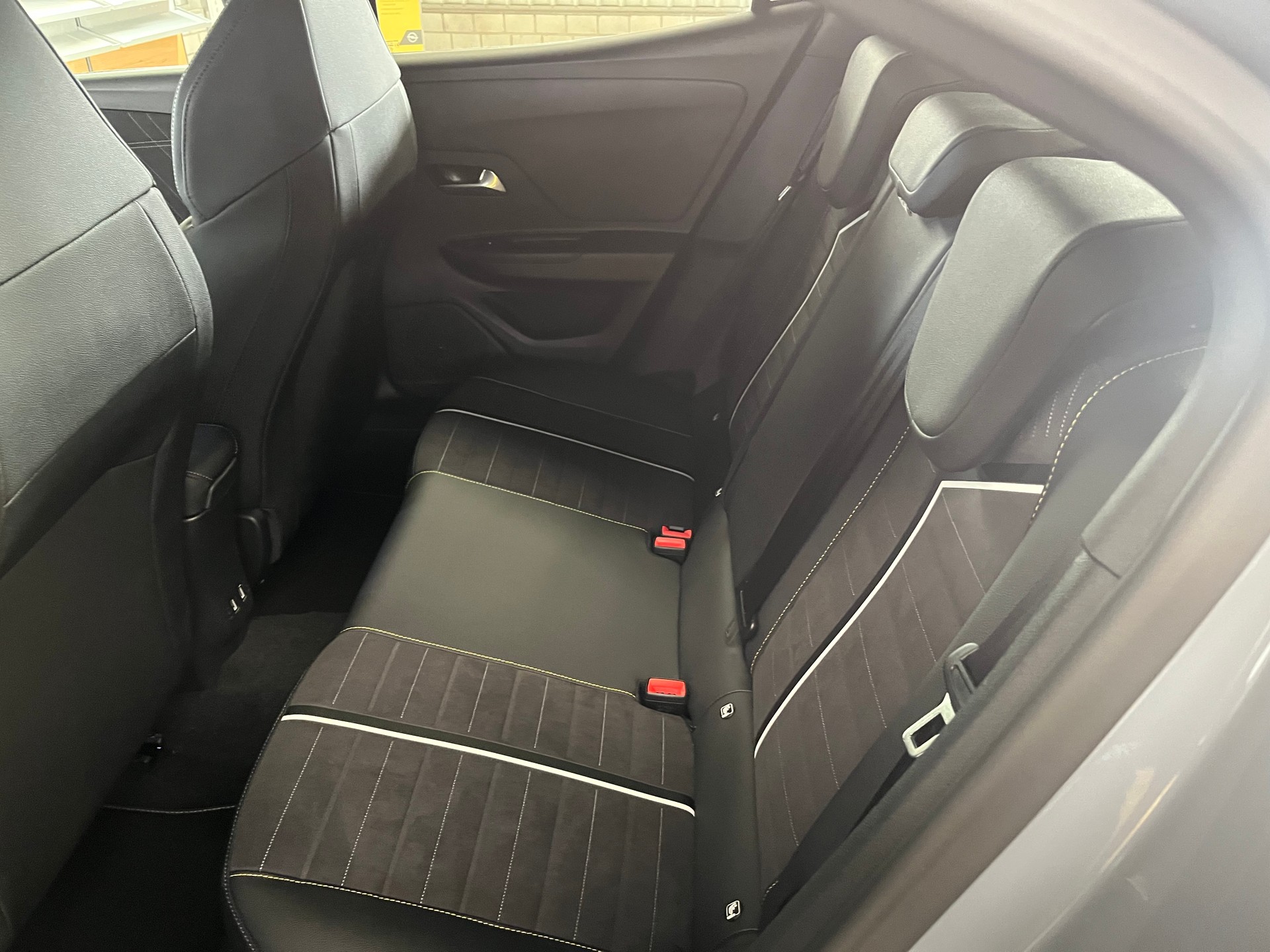 OPEL Mokka e 54 kWh GSE-image-3