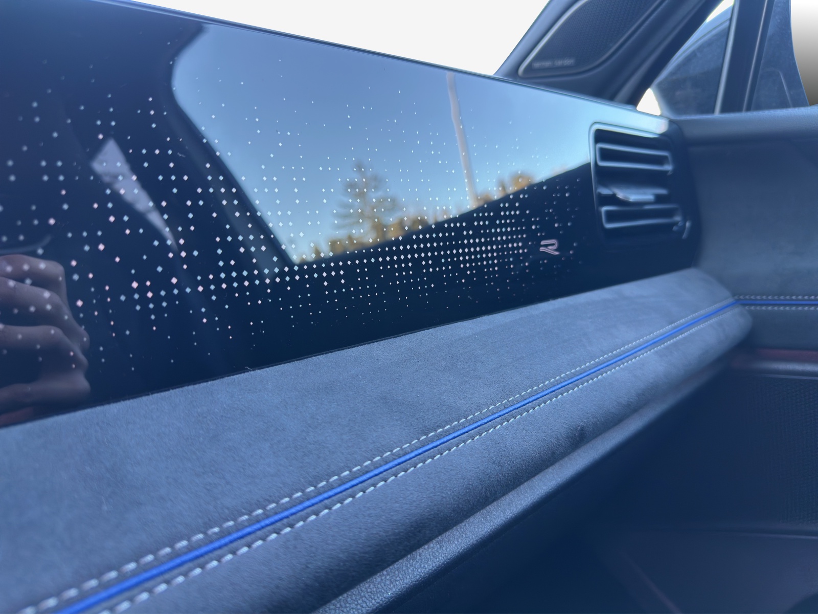 VW Tiguan 2.0 TSI DSG R-Line 4Motion-image-15