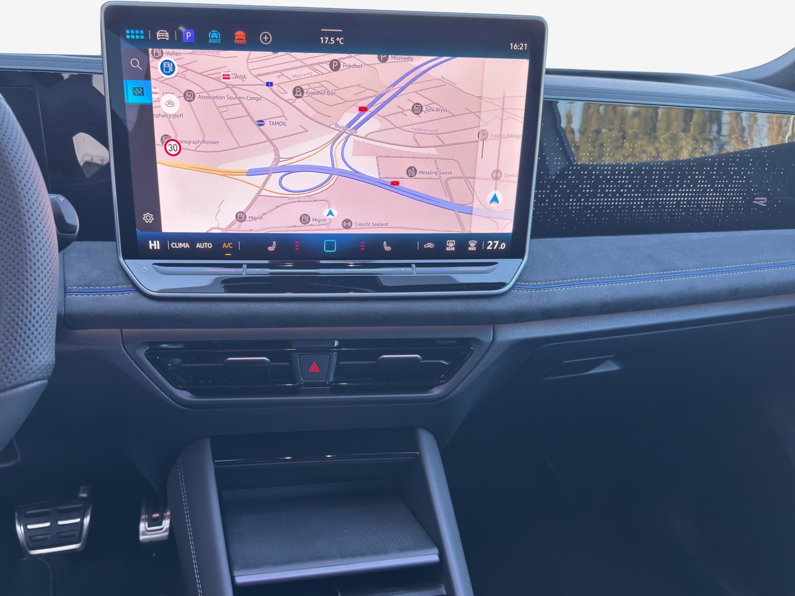 VW Tiguan 2.0 TSI DSG R-Line 4Motion-image-10