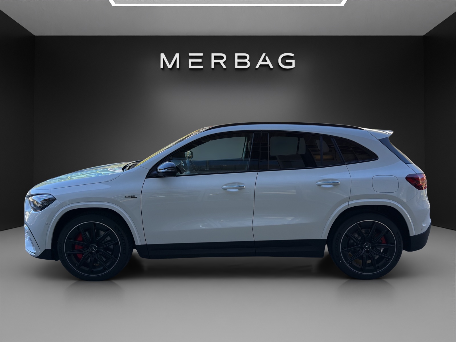MERCEDES-BENZ GLA AMG 35 4Matic 8G-DCT-image-1