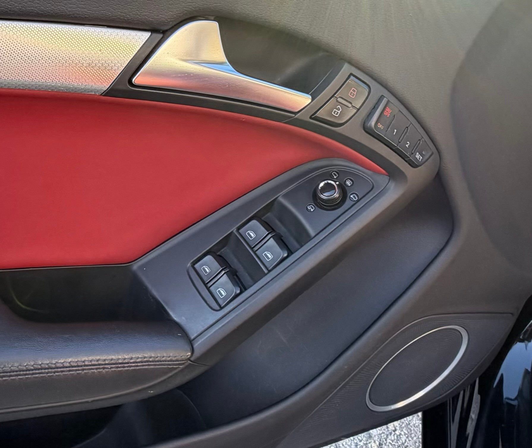 AUDI A5 3.0 V6 TDI quattro S-Tronic Cabrio-image-13