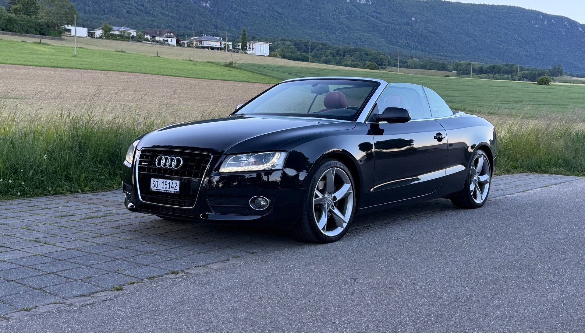 AUDI A5 3.0 V6 TDI quattro S-Tronic Cabrio-image-5