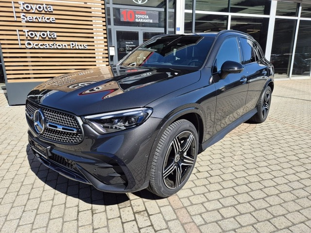 MERCEDES-BENZ GLC 300 AMG Line 4Matic 9G-Tronic