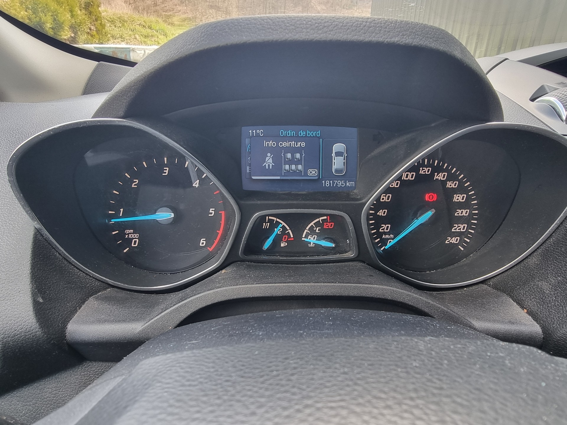 FORD Kuga 2.0 TDCi Titanium 4WD-image-9
