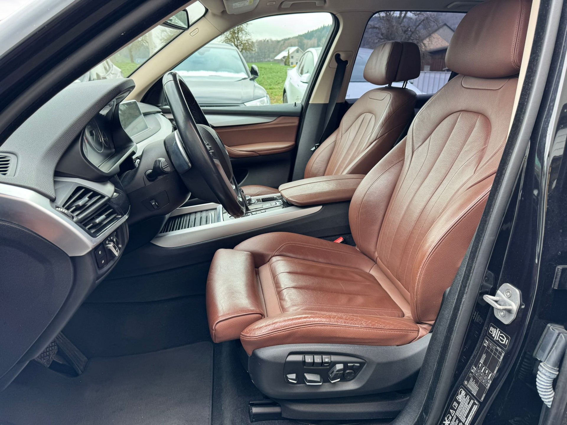 BMW X5 xDrive 25d Steptronic-image-10