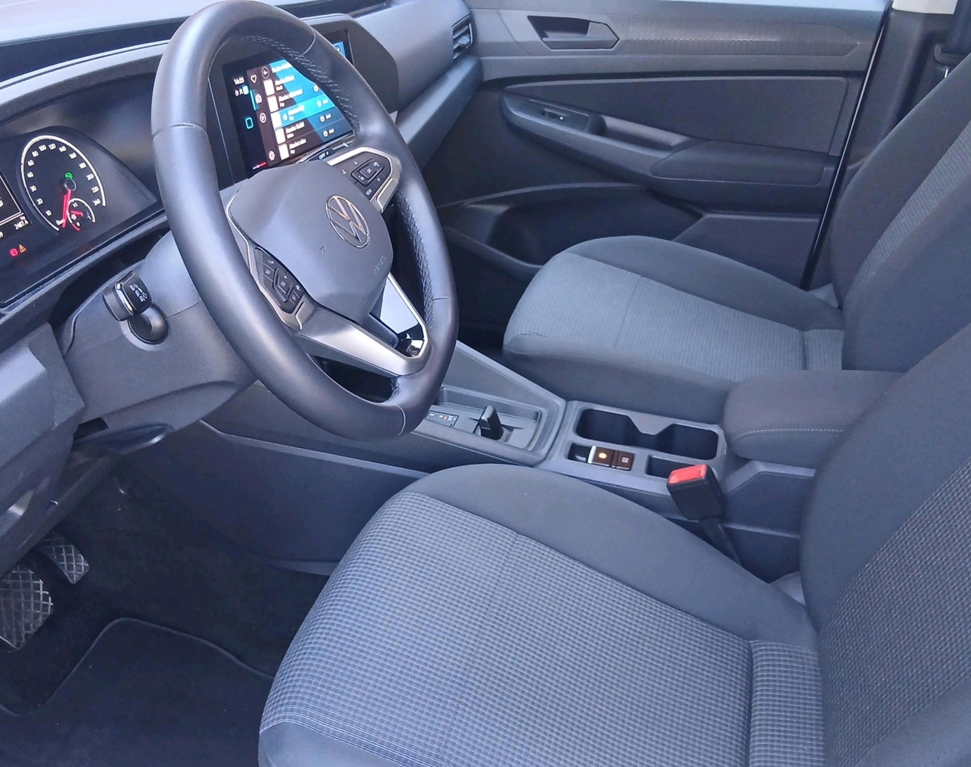 VW Caddy Maxi 1.5 TSI Liberty DSG-image-2