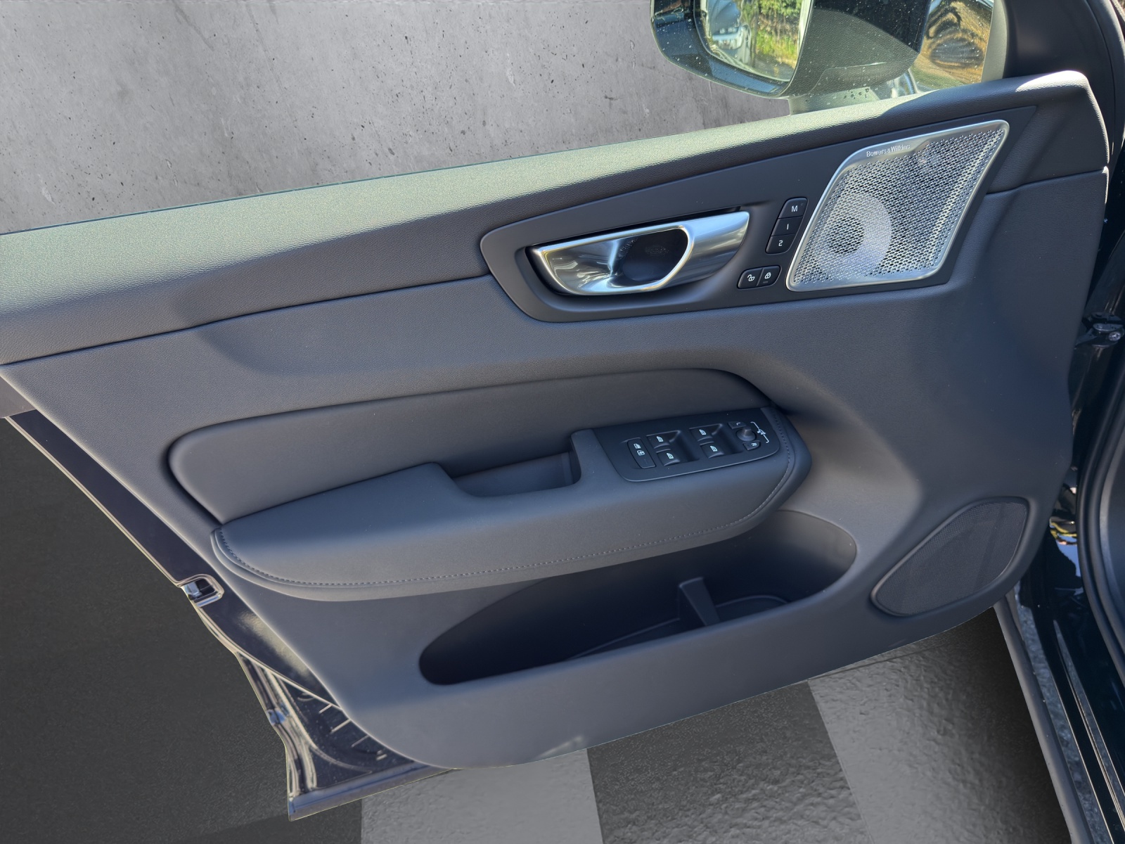 Image VOLVO XC60 XC60 T8 eAWD PluginHybrid Ultra Dark Geartronic