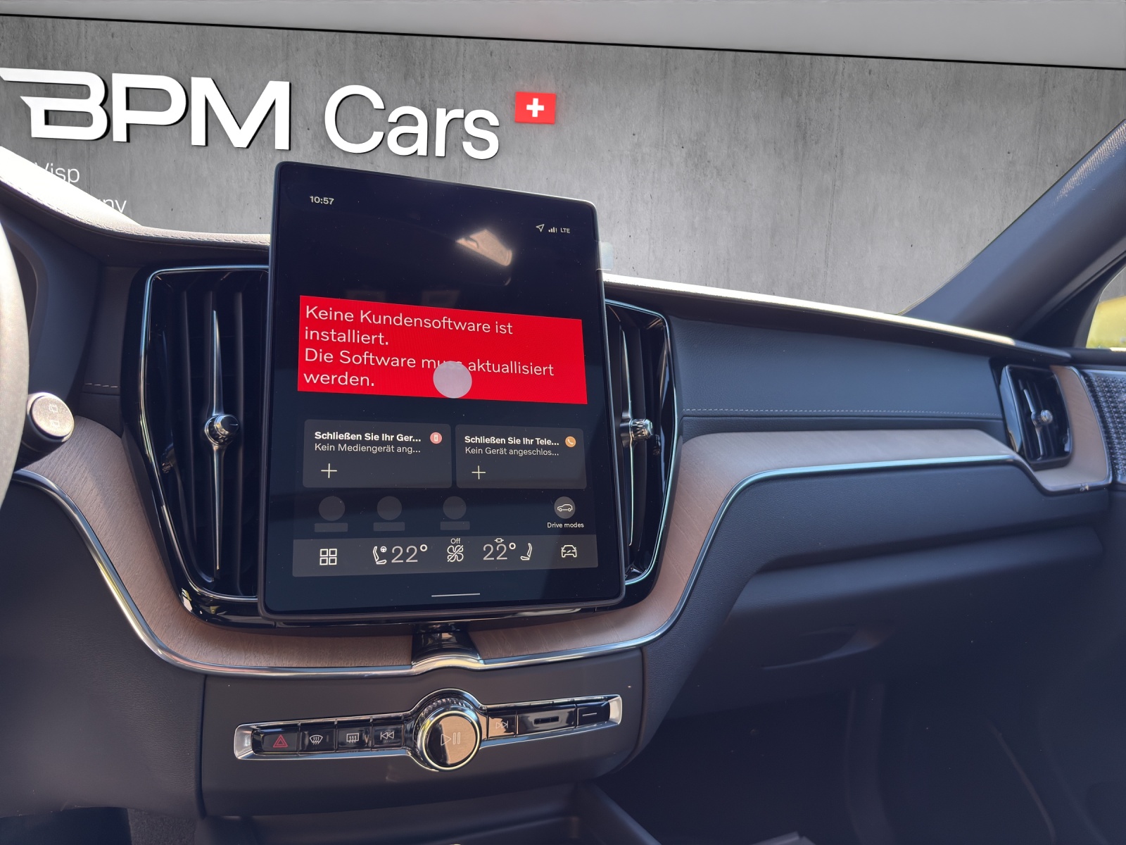 Image VOLVO XC60 XC60 T8 eAWD PluginHybrid Ultra Dark Geartronic