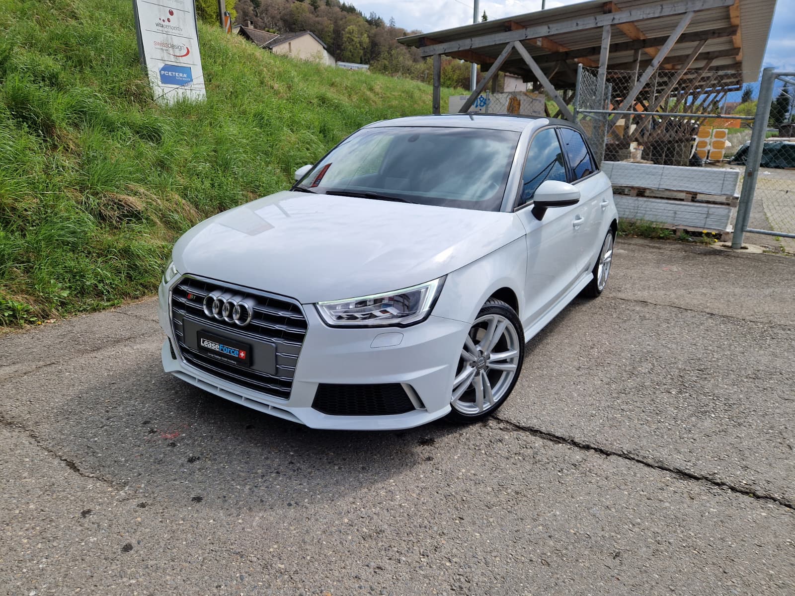 Car photo