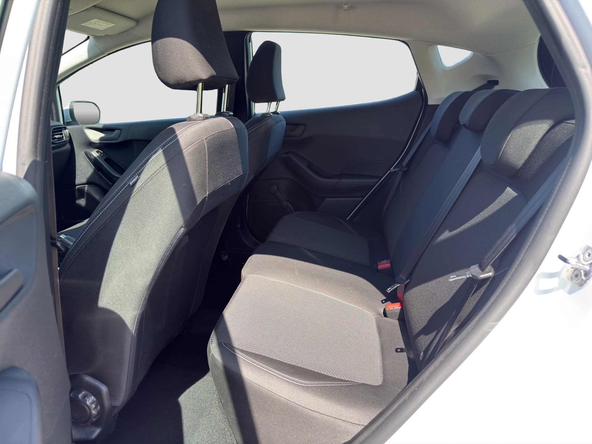 FORD Fiesta 1.0 SCTi Cool & Connect ** Frisch ab MFK und Service ** CH Fahrzeug ** 1. Hand **-image-11