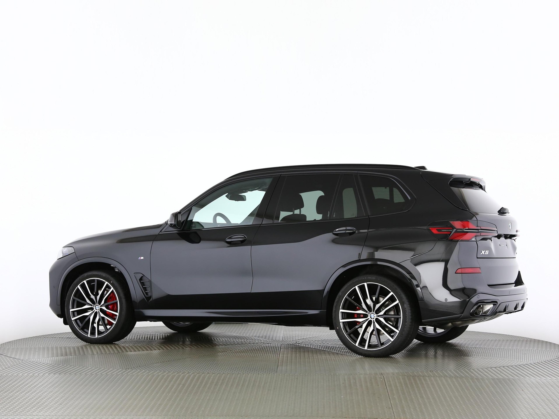 BMW X5 40i xDrive SAG-image-13