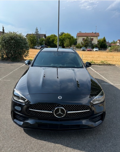 MERCEDES-BENZ C 220 d T 4Matic AMG Line-image-2