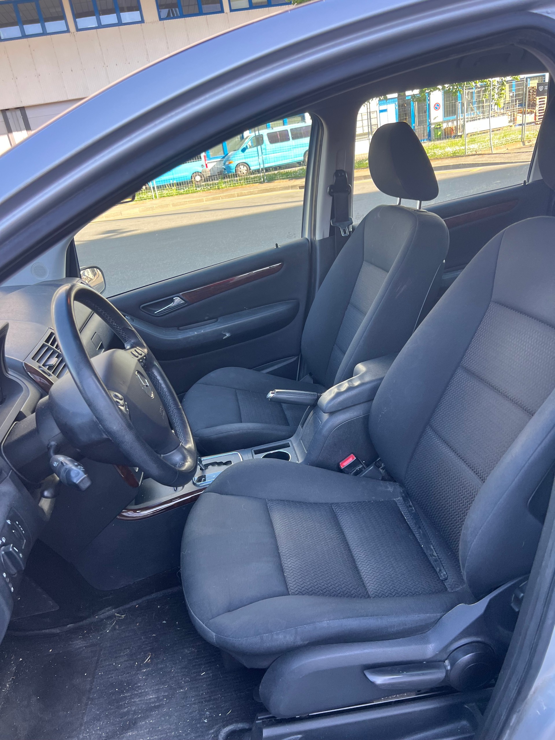 MERCEDES-BENZ A 170 Elégance-image-9