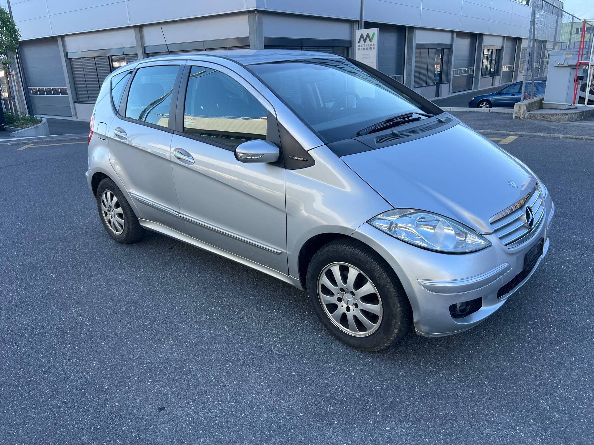 MERCEDES-BENZ A 170 Elégance-image-7