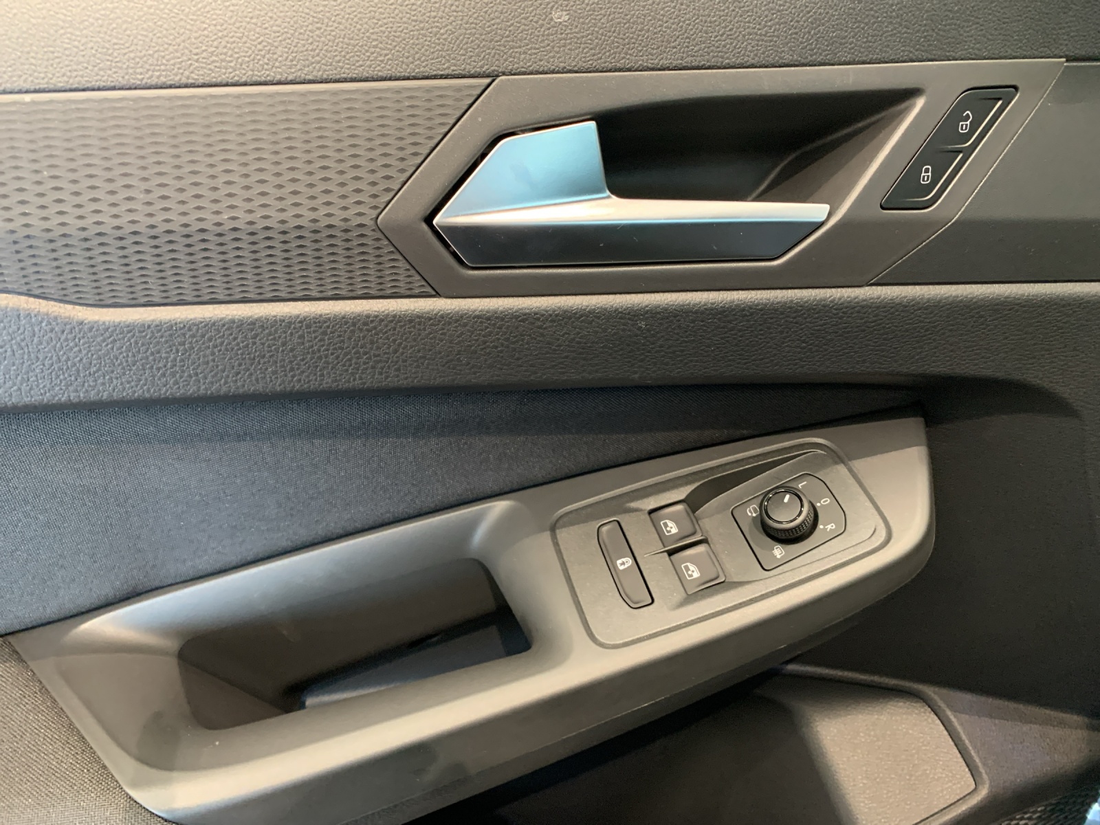 FORD Tourneo Grand Connect 2.0 EcoBlue 122 Active-image-7