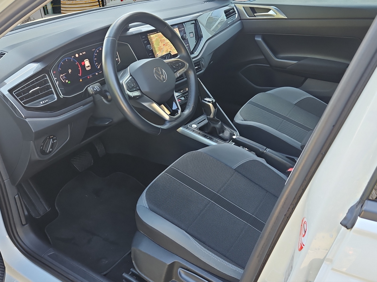 VW Polo 1.0 TSI Style DSG-image-9