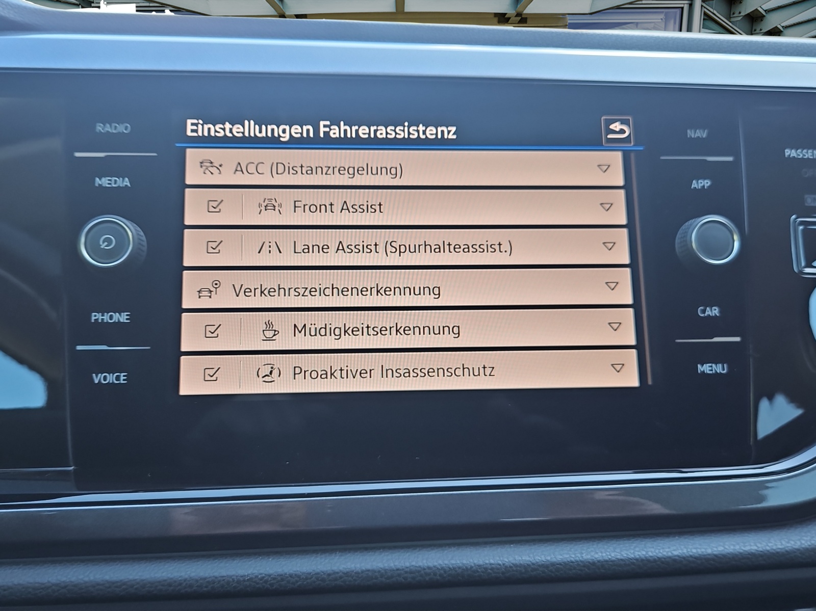 VW Polo 1.0 TSI Style DSG-image-17