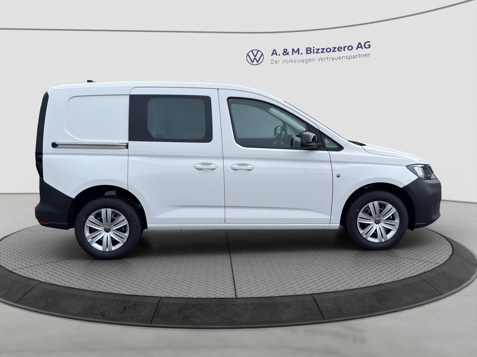 VW Caddy Cargo 1.5 TSI Entry-image-5