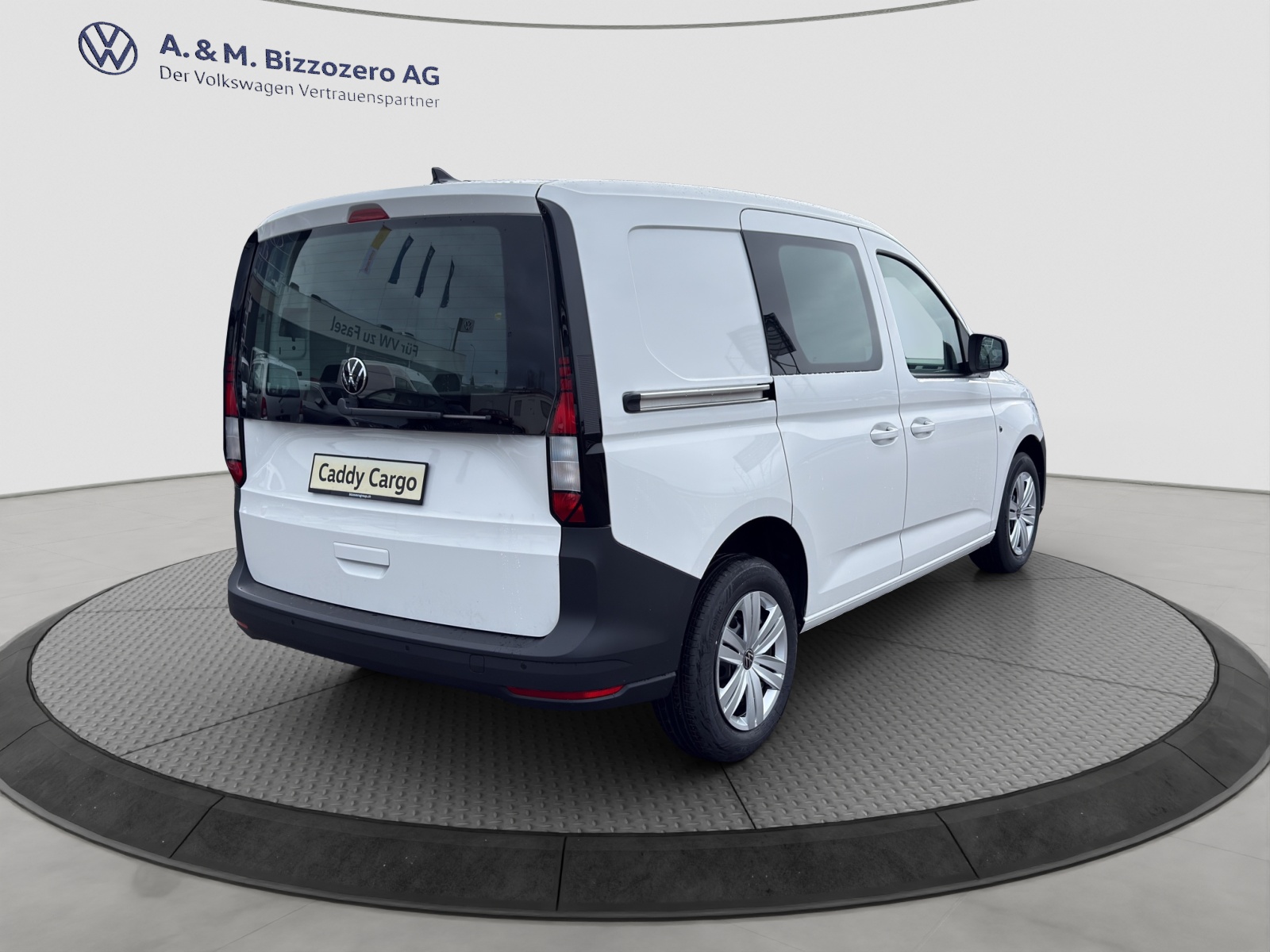 VW Caddy Cargo 1.5 TSI Entry-image-4