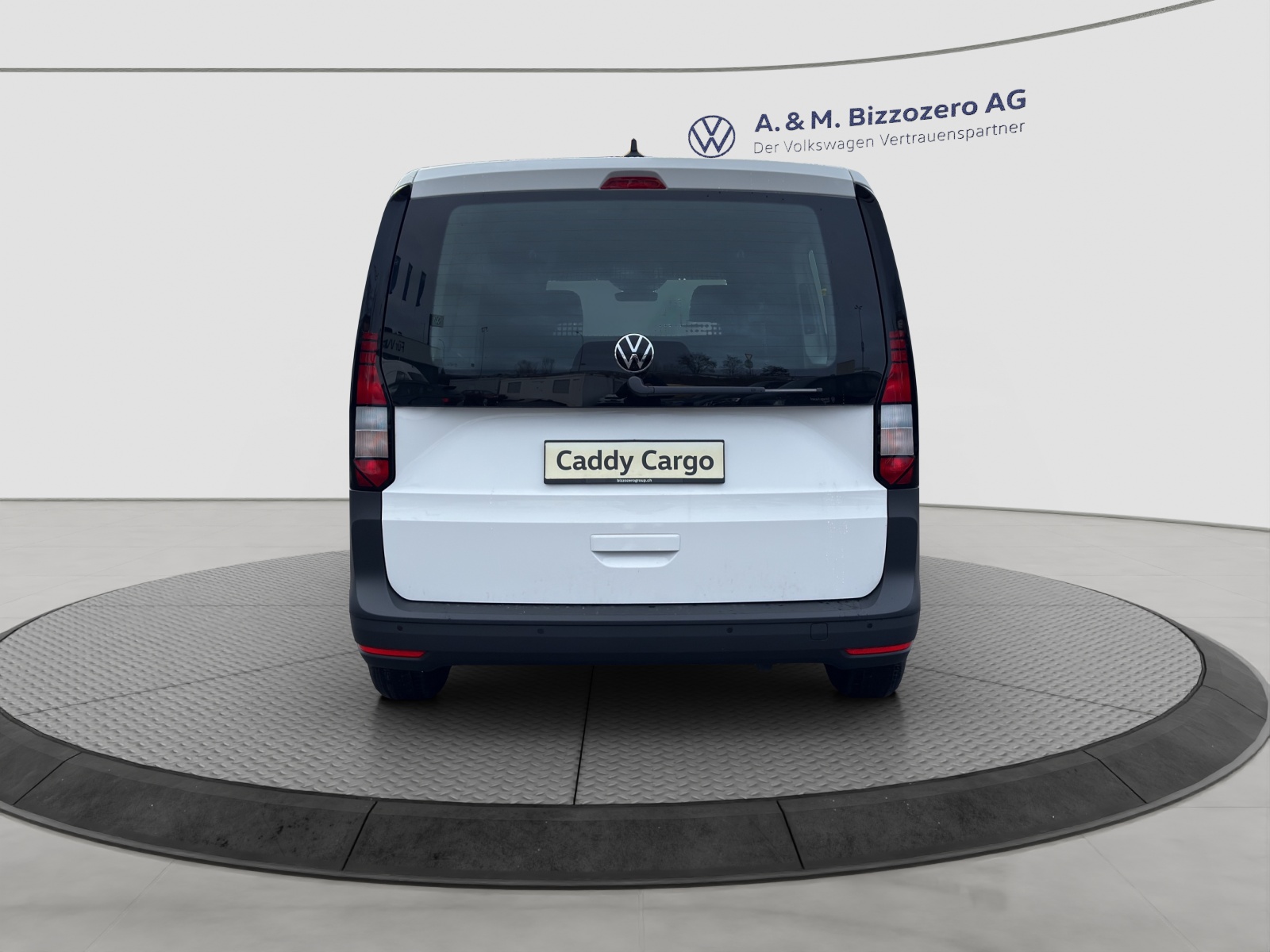 VW Caddy Cargo 1.5 TSI Entry-showroom-element-3