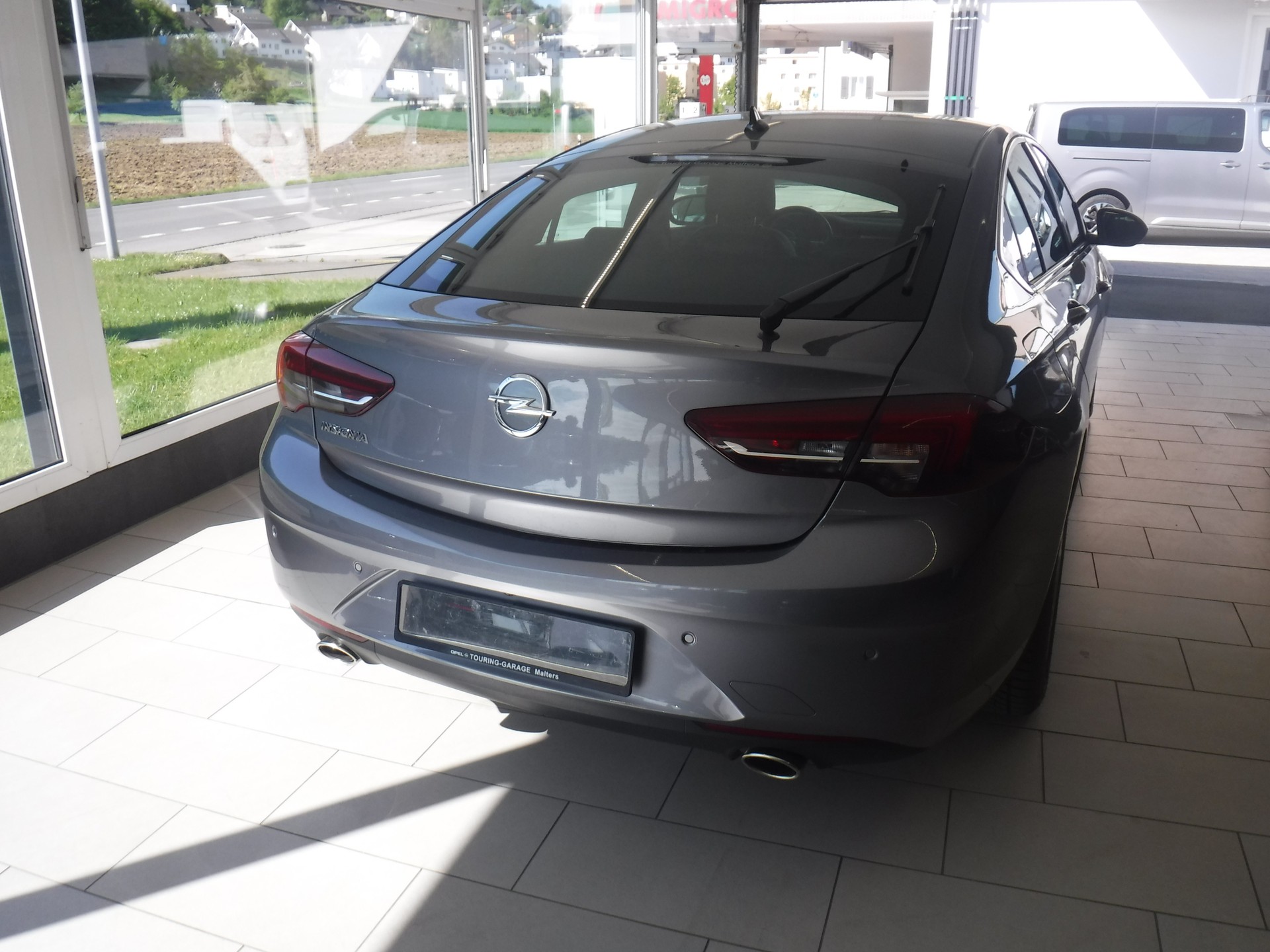 OPEL Insignia 1.6 T Grand Sport Excellence Automatic-image-2