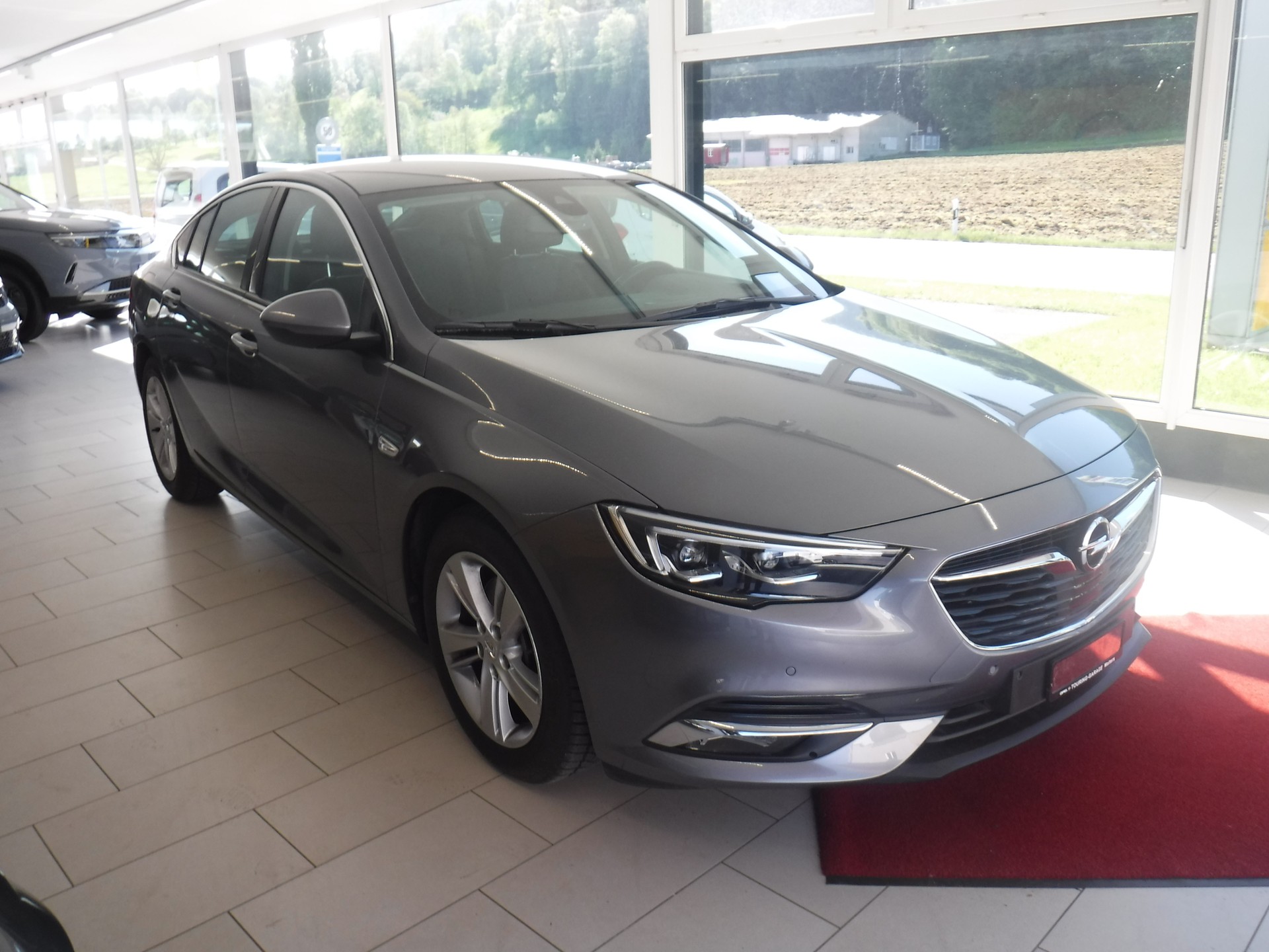 OPEL Insignia 1.6 T Grand Sport Excellence Automatic-image-1