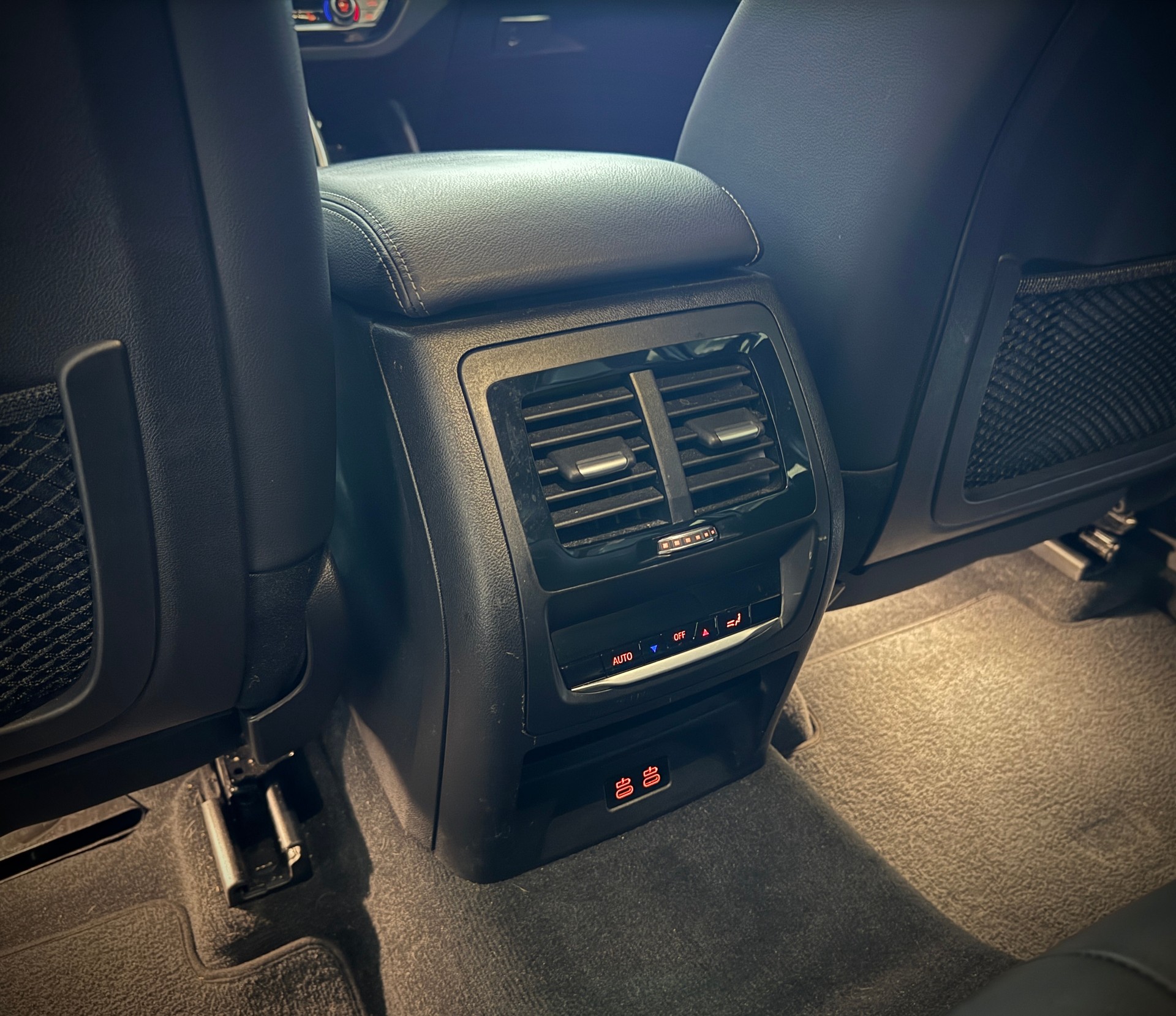 BMW X4 xDrive 48V 20d xLine Steptronic-image-19