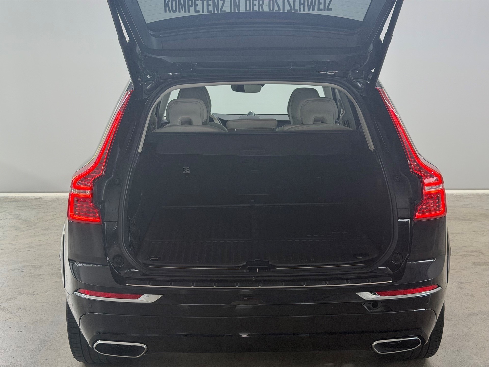 VOLVO XC60 2.0 T8 TE Inscription eAW-image-12