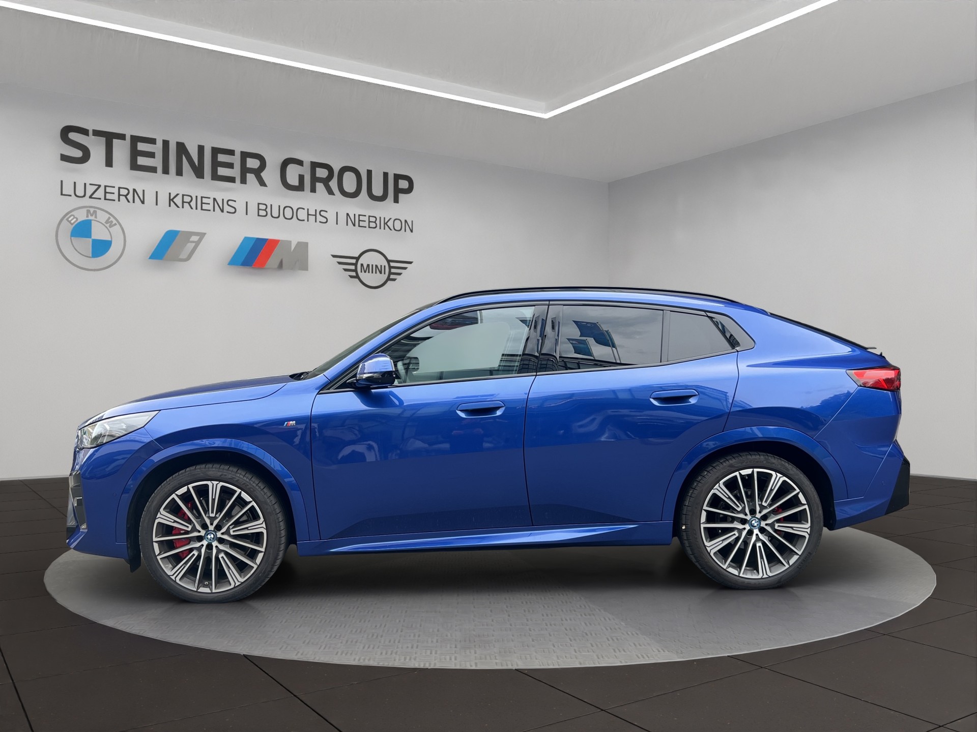 BMW iX2 xDrive 30 M Sport Pro-image-7