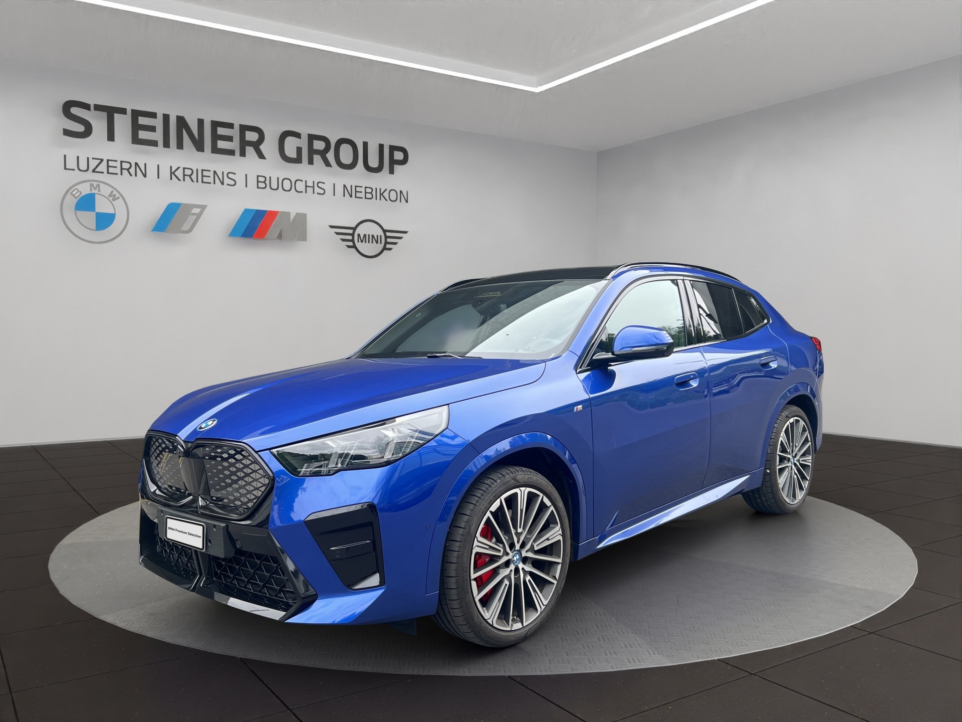 BMW iX2 xDrive 30 M Sport Pro-image-0