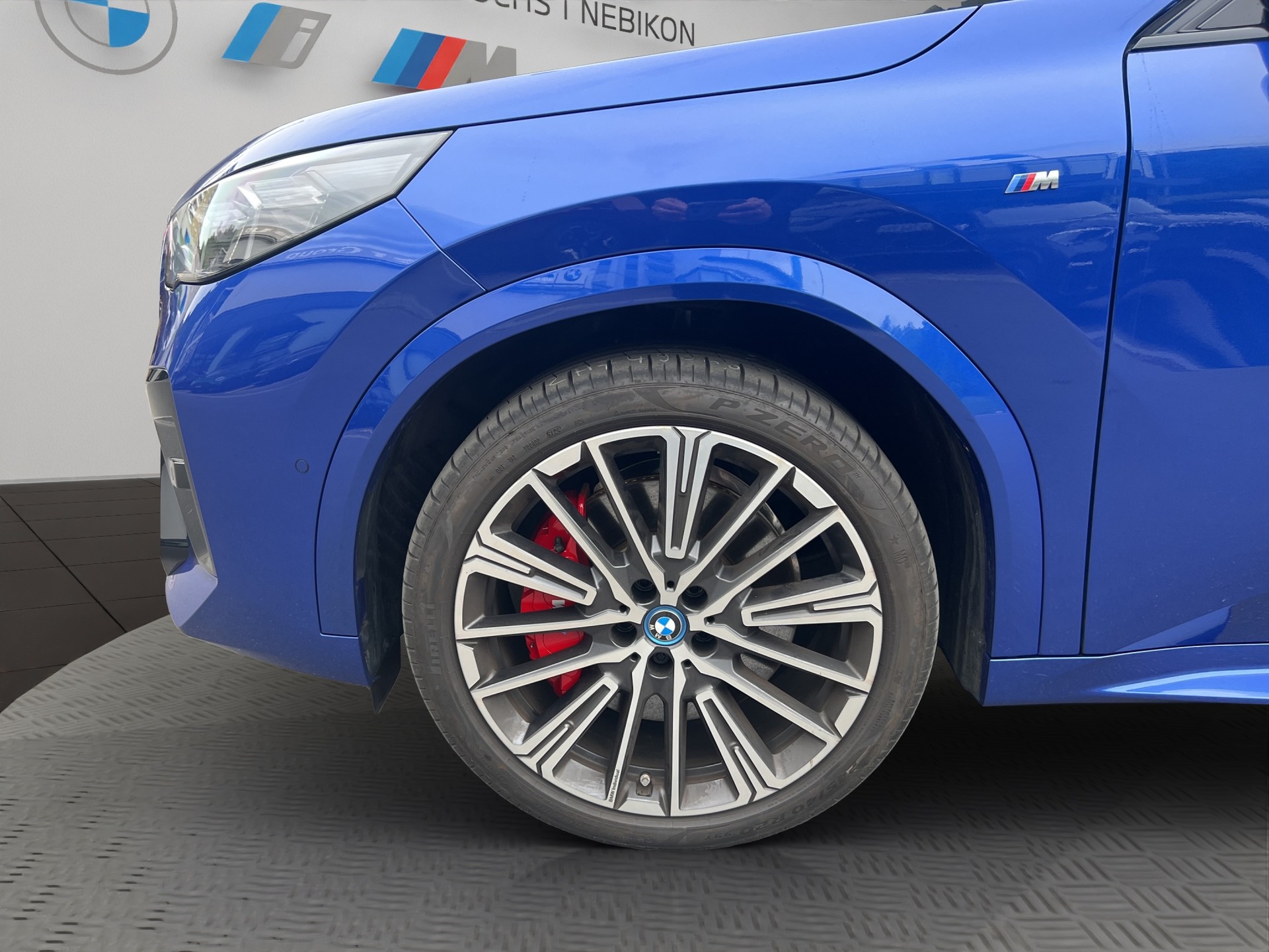 BMW iX2 xDrive 30 M Sport Pro-image-8