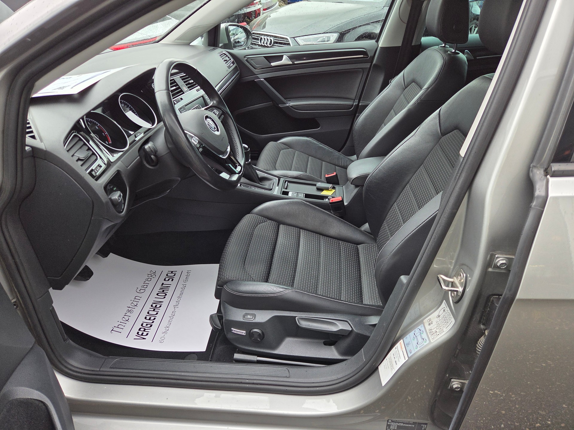 VW Golf 1.4 TSI Highline DSG-image-9