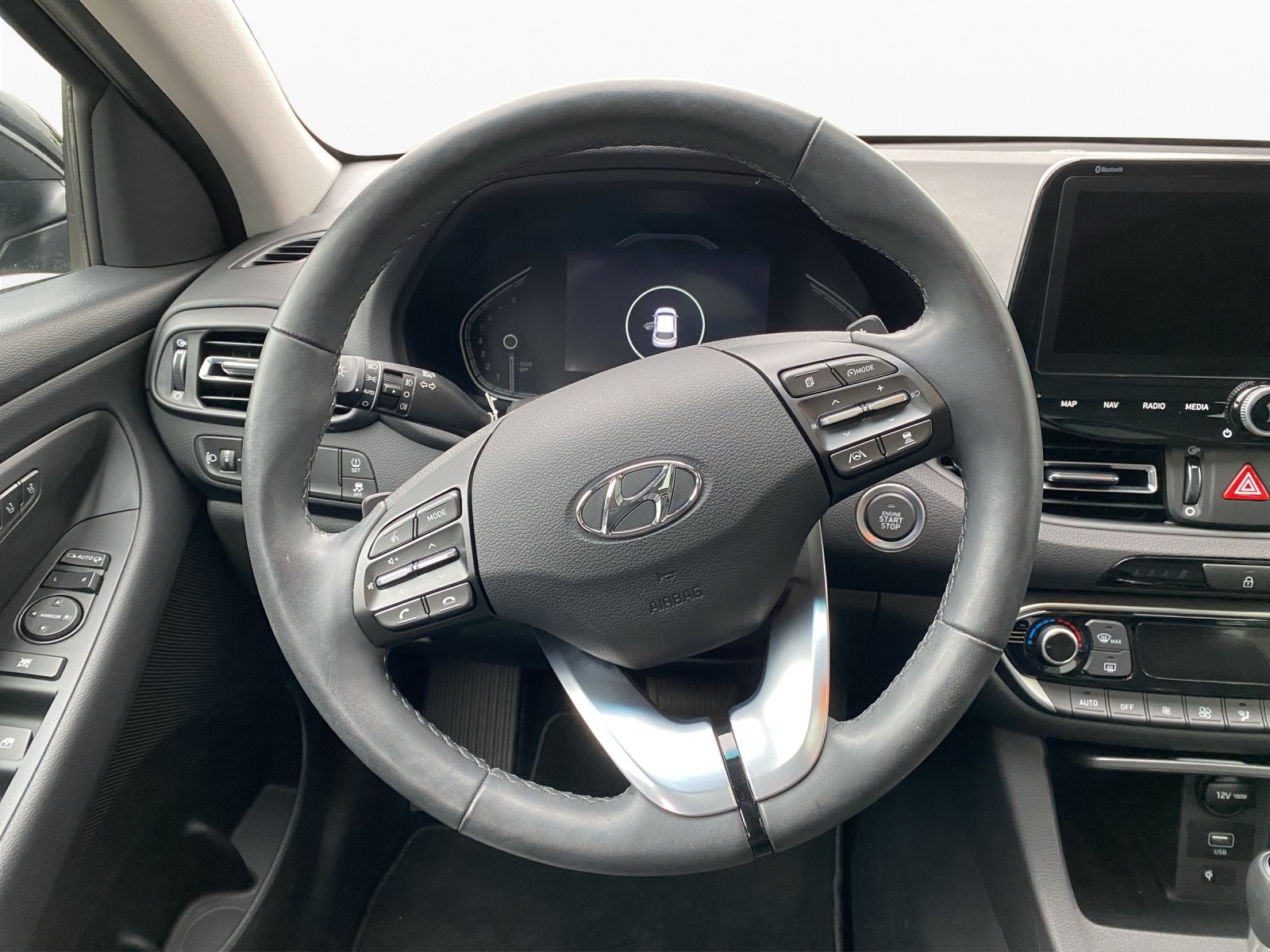 HYUNDAI i30 1.5 T-GDi Vertex-image-12
