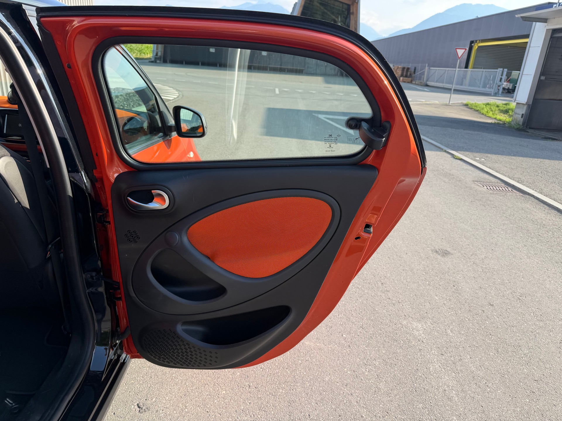 SMART forfour EQ passion-image-22