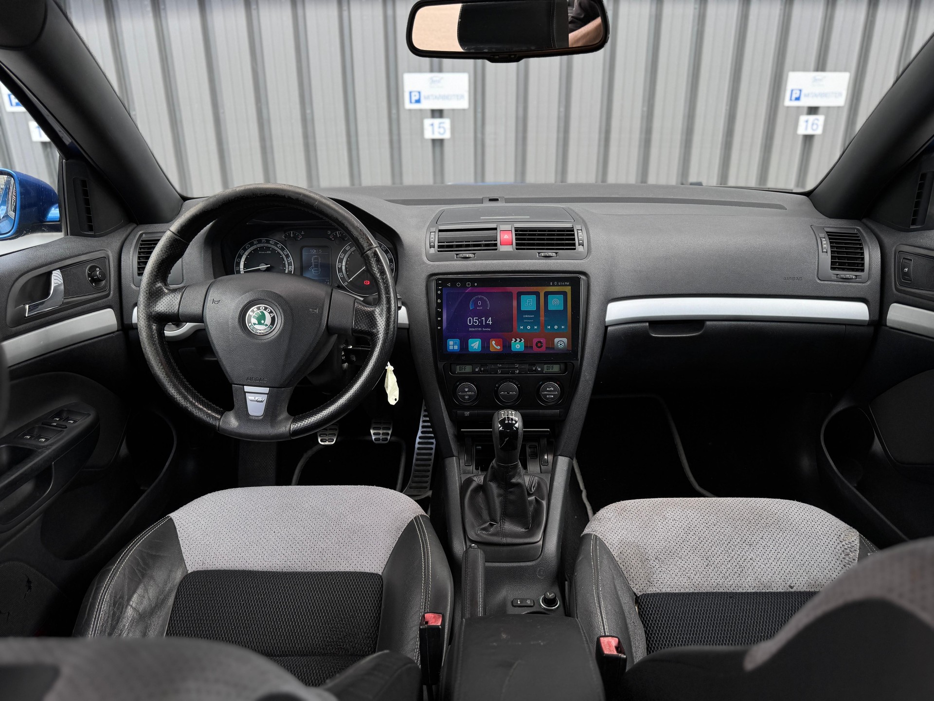 SKODA Octavia 2.0 Turbo FSI RS-image-13