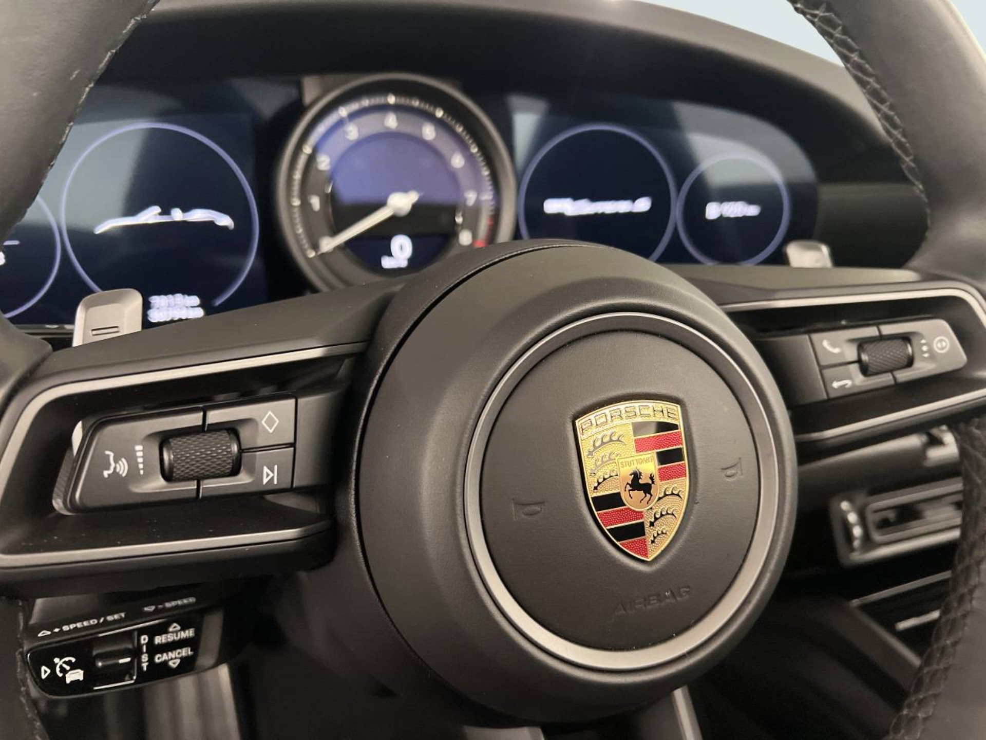 PORSCHE 911 Carrera S Cabriolet-image-16