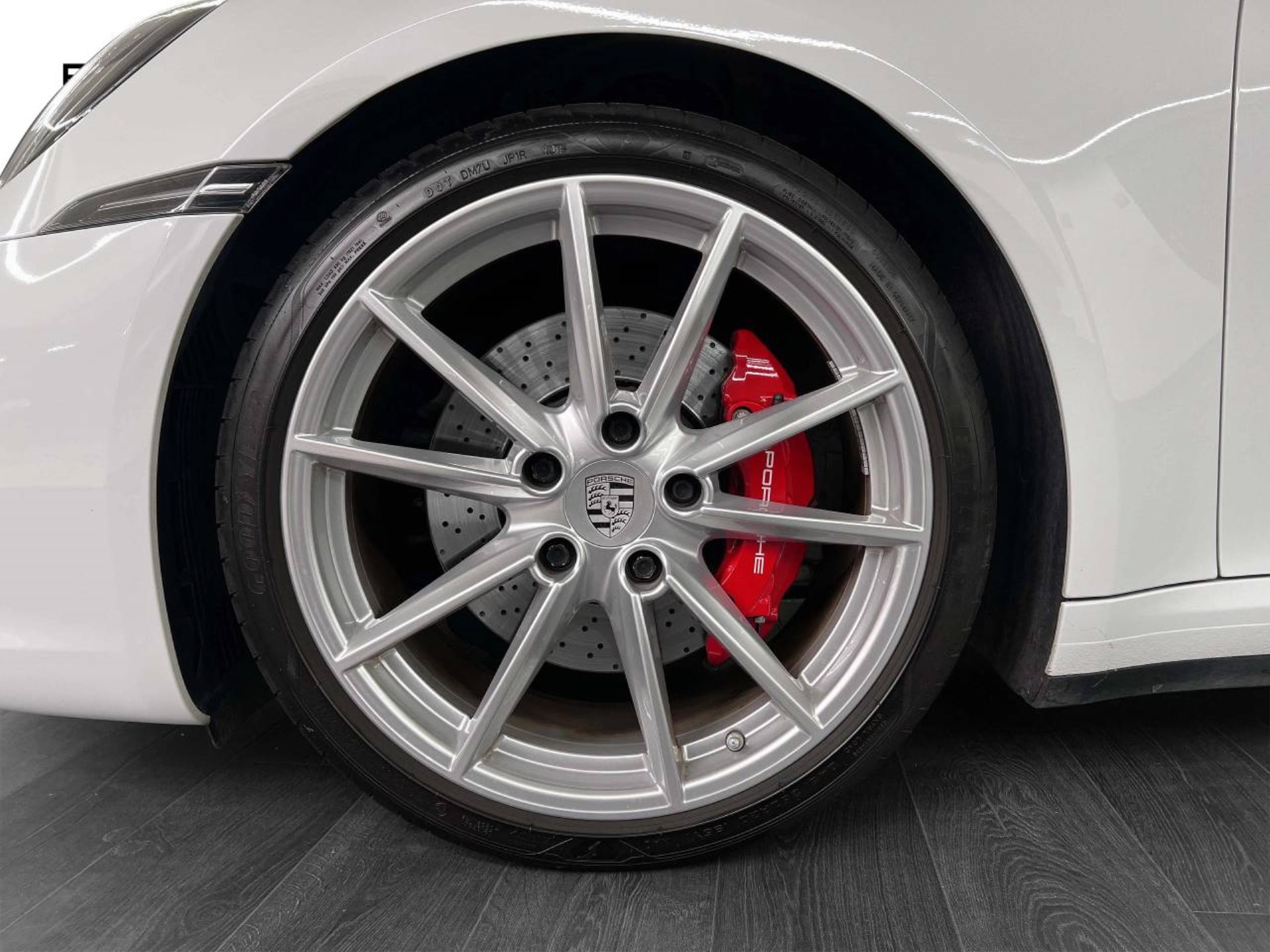 PORSCHE 911 Carrera S Cabriolet-image-11