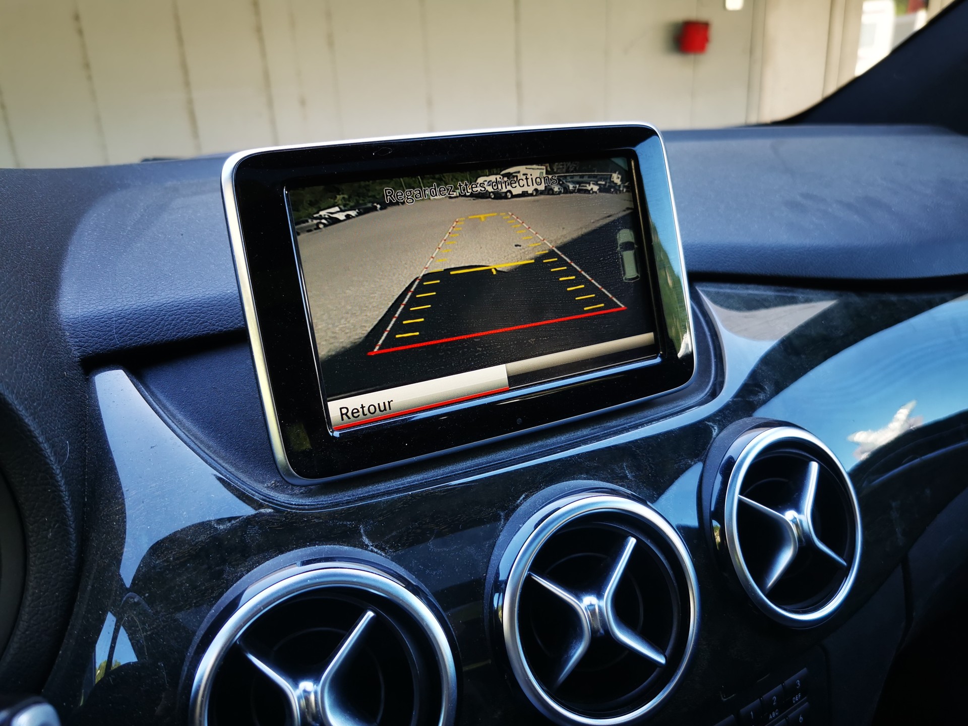 MERCEDES-BENZ B 220 4Matic 7G-DCT-image-10