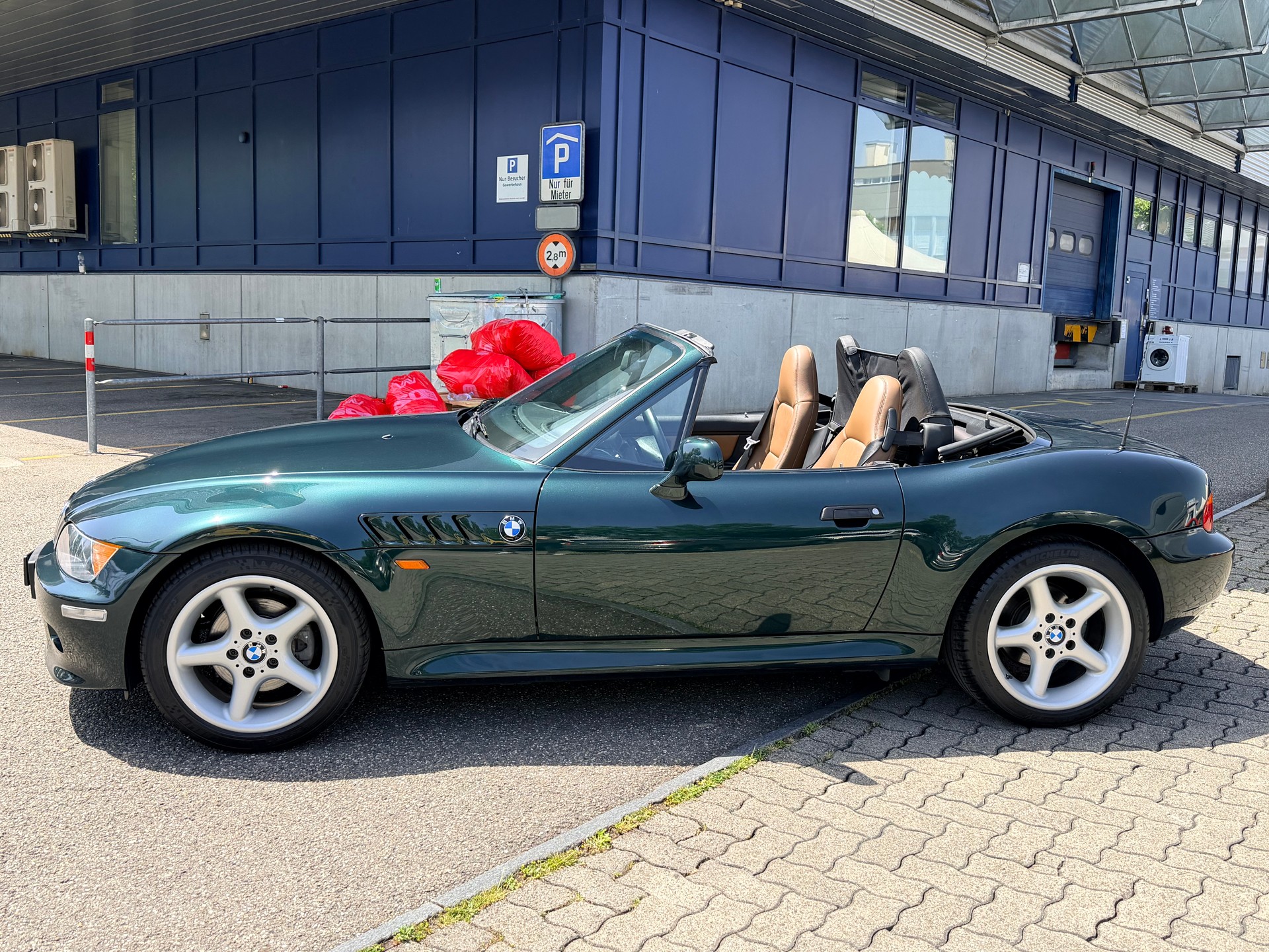 BMW Z3 2.8i Roadster-image-5