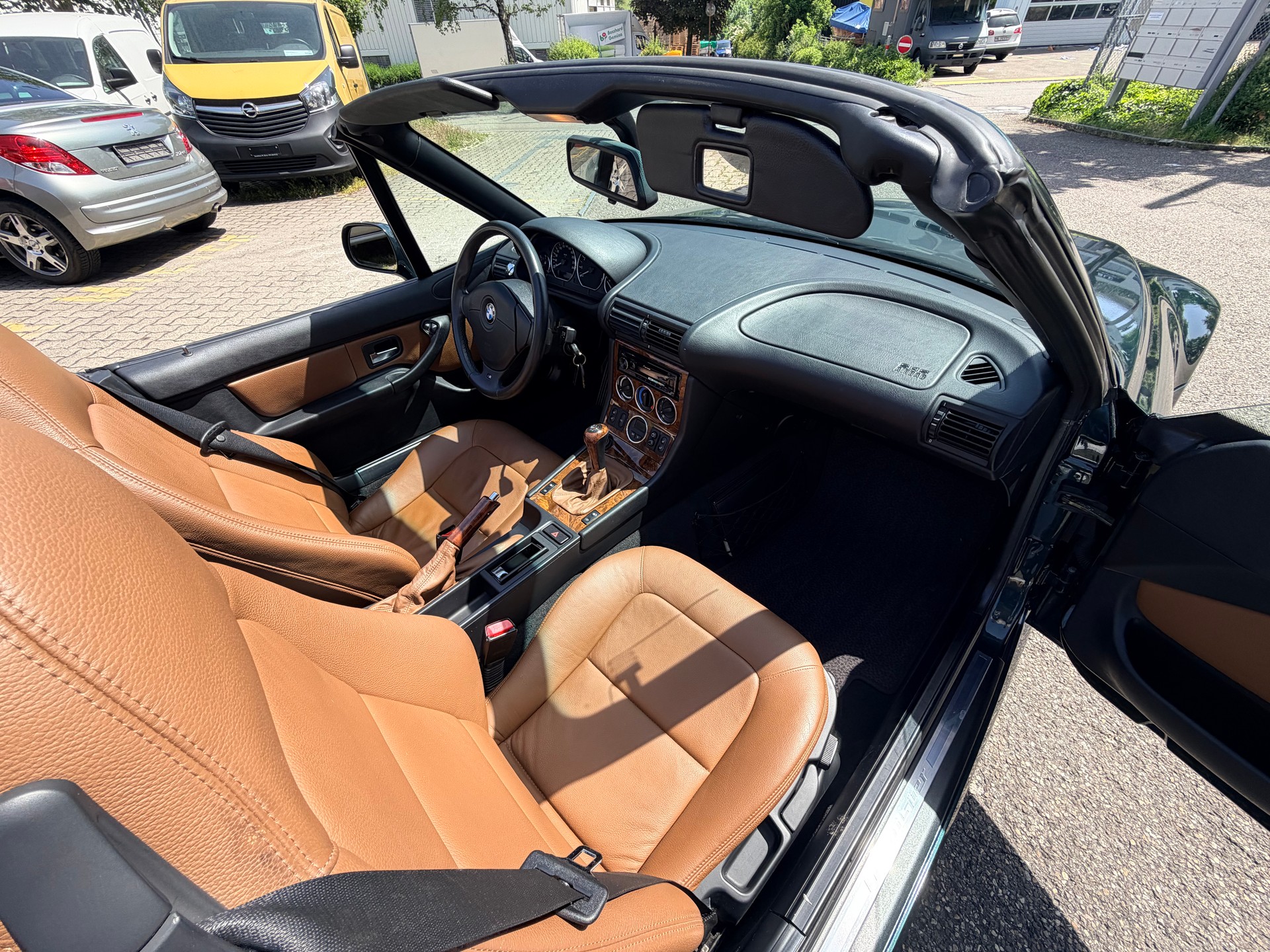 BMW Z3 2.8i Roadster-image-9