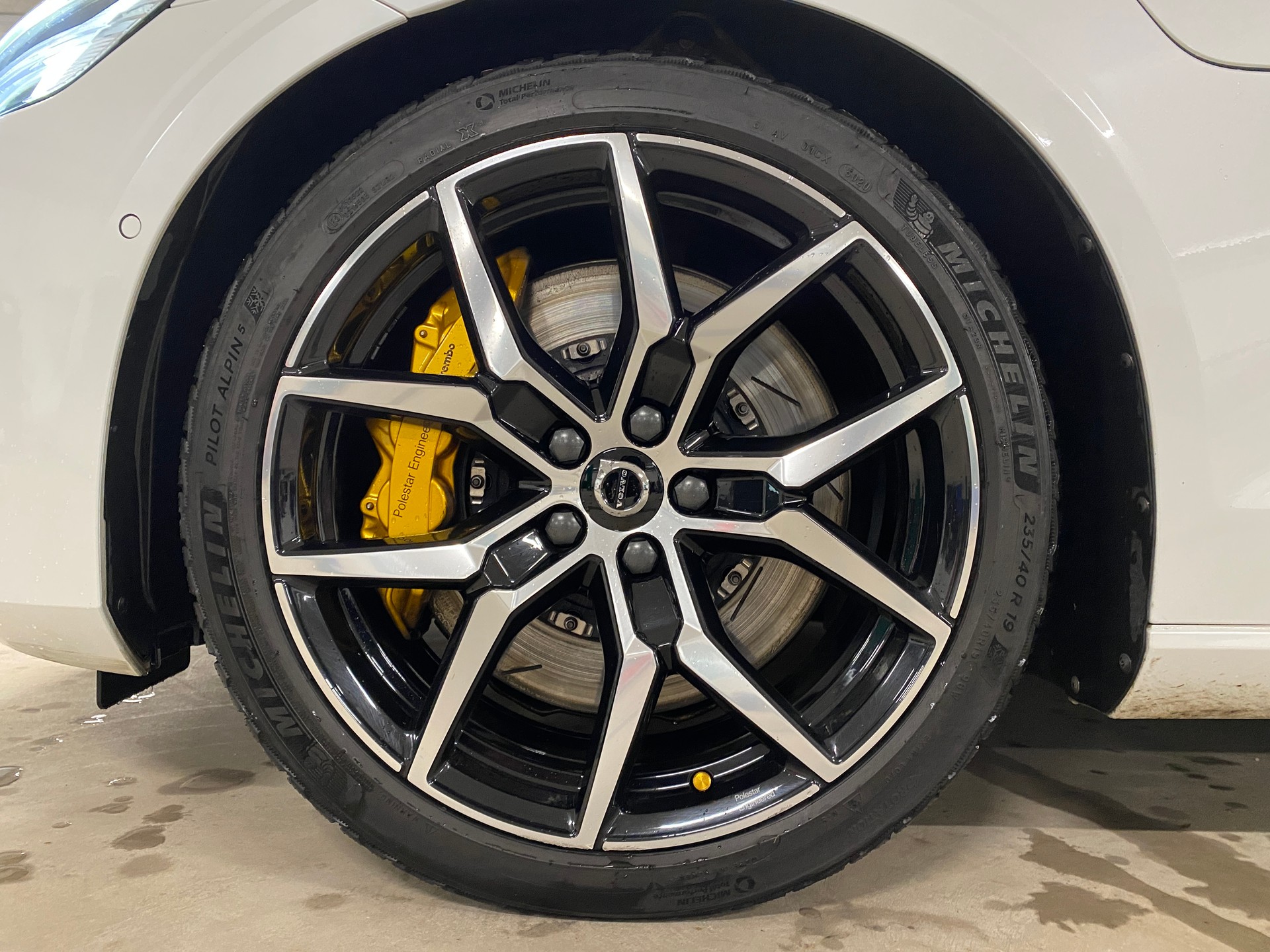 VOLVO V60 2.0 T8 TE Polestar eAWD-image-15